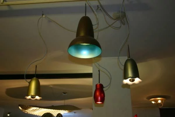 Originelle Pendelleuchten Designs im Esszimmer LED leuchten