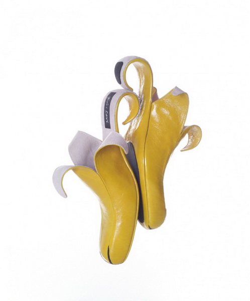coole exzentrische damen schuhe kaugummi bananenschalen gelb