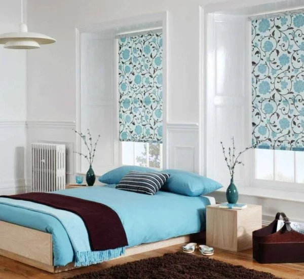 coole schlafzimmer farbpalette blau braun teppich