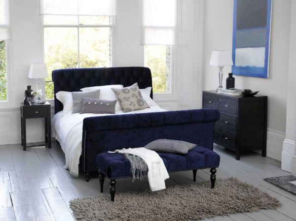 coole schlafzimmer farbpalette modern dunkel blau weiß