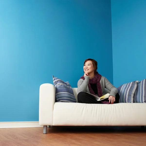 die wände zu hause streichen blau idee wohnzimmer