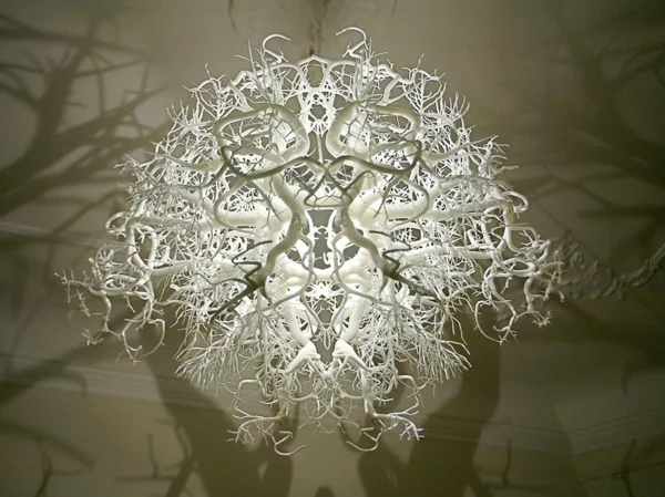  faszinierender skulptur leuchter kunstwerk weiß gestalt