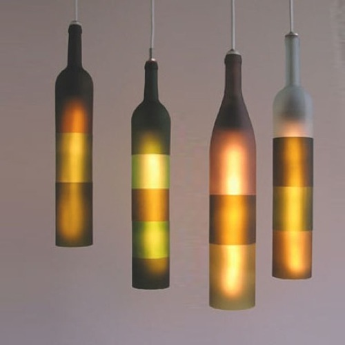 hängende Lampen aus recycelten Gegenständen gefertigt jerry kott