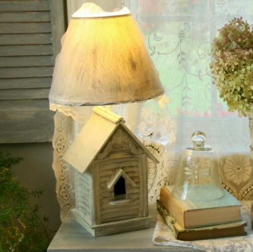 Vintage frischer Zimmer Garten gießkanne sitzbank kissen holz häuschen dekorativ