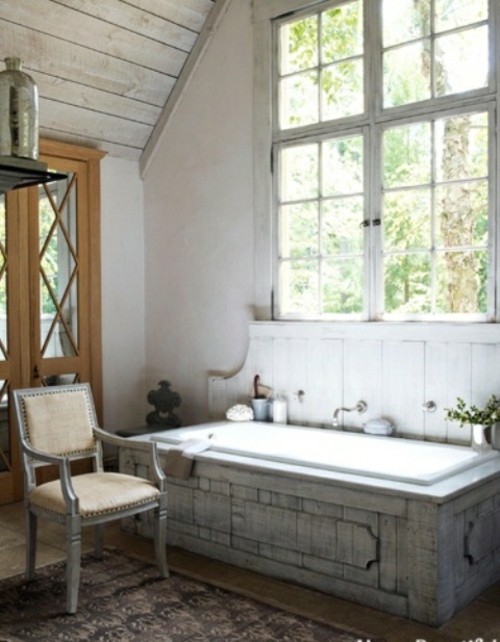rustikale badezimmer design ideen badewanne eingebaut dachgeschoss