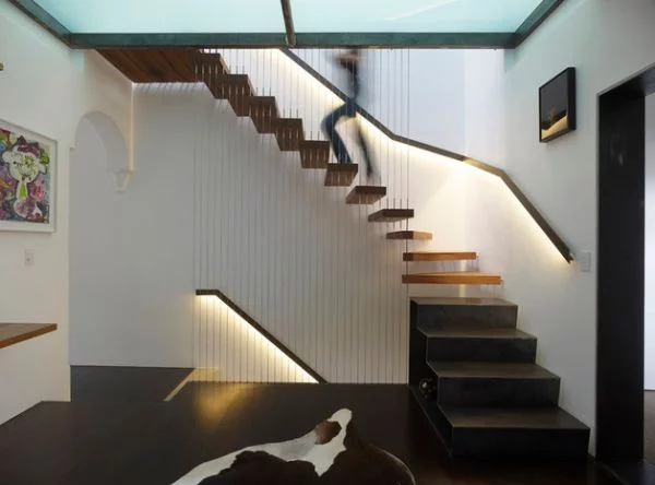 schwebende treppe ideen holz ausstattung treppenhaus luxus