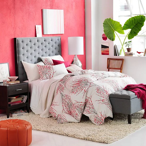 Farbpaletten und Strategien beim Interior Design rosa wand schlafzimmer