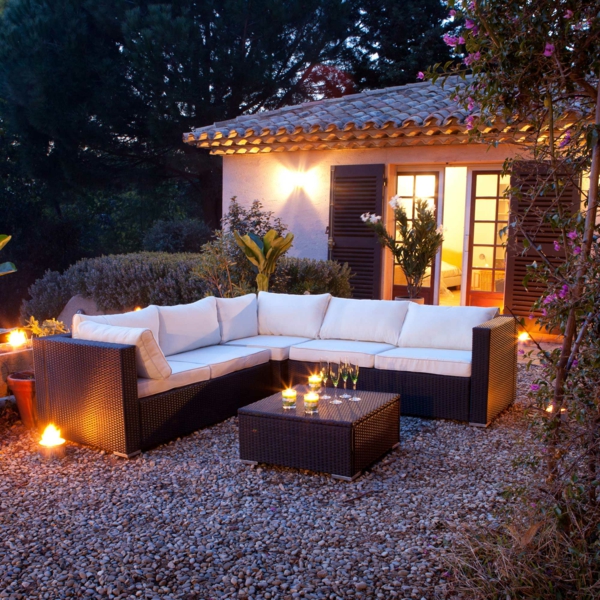 Preiswerte Gartenmöbel im Außenbereich auflagen beleuchtung kiesel