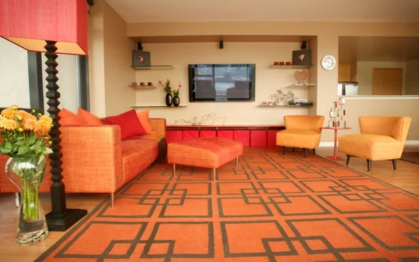attraktive farbpalette im interior design orange texturen sofa