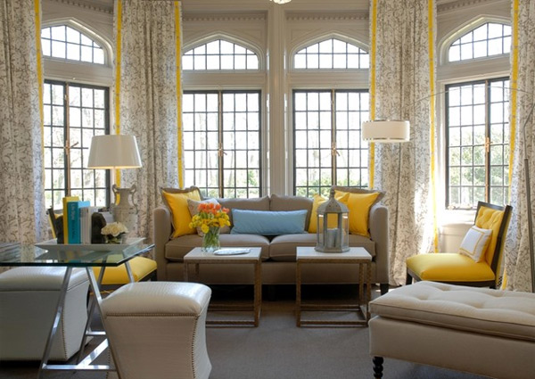 ausgefallenes Interior Design - Akzent setzende Stühle klassisch