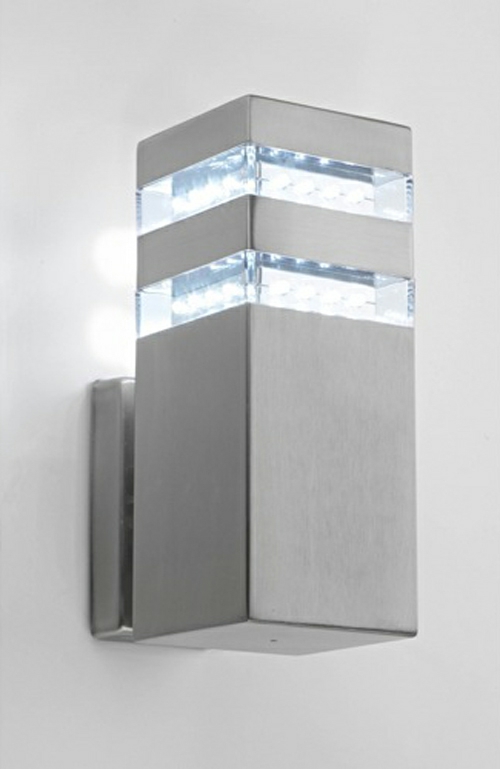 beleuchtung-für-garten-veranda-wandlampe-grau-farbe