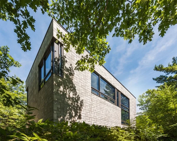 einzigartiges haus in quebec elegante form der fassade aus beton