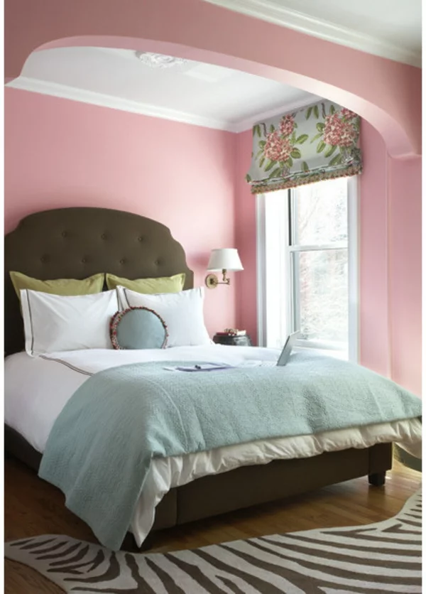 farben leicht auswählen romantisches ambiente in hell blau und korallen rosa