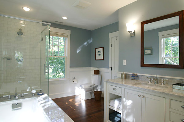 frische interior designs badezimmer wandspiegel deckenbeleuchtung