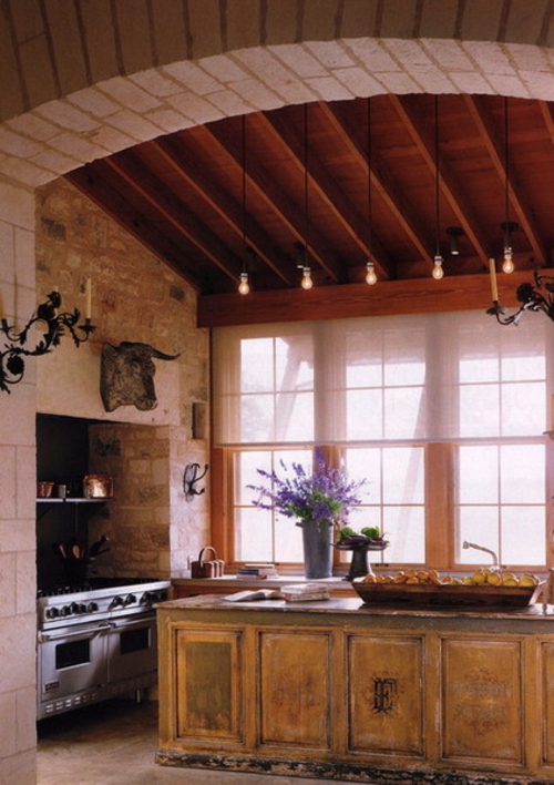 interieur designs im italienischen stil einrichtung abgehängte decke glühbirnen