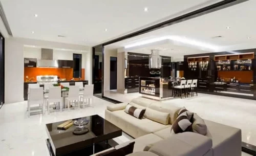 küche weiß möbel orange küchenspiegel arbeitsplatte wohnbereich