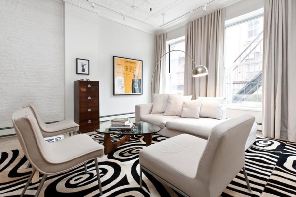  Loft Design mit schwarzweißem Interieur  teppich sofas