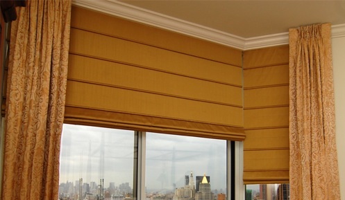 moderne-römische-Jalousien-für-Fenster-apartment-horizon-window-treatments