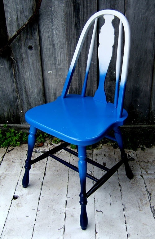 ombre möbel ideen eleganter blauer stuhl