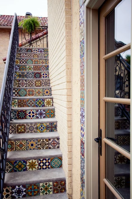 patchwork fliesen designs wandgestaltung treppen stufen