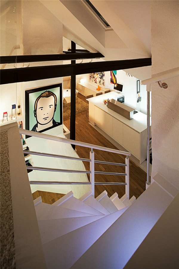 loftwohnung in schweden elegant treppe beleuchtung weiß