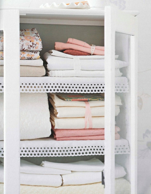Besser schlafen doppelbett design wäscheschrank organisiert sauber
