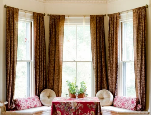 Cooles Interieur Design mit Individualität gardinen gemustert braun wohnzimmer