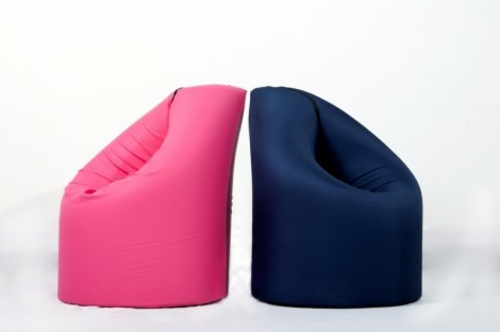Der multifunktionale Sessel paq chair rosa stuhl