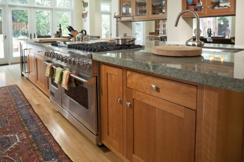 Granitplatten in hervorragenden Küchen traditionell teppich kochoffen platten