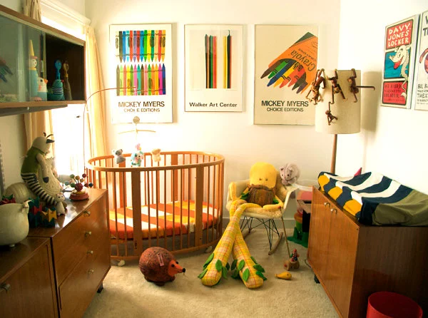 Kinderzimmer Einrichtung mit skurrilem Stil babybett spielzeuge kommode