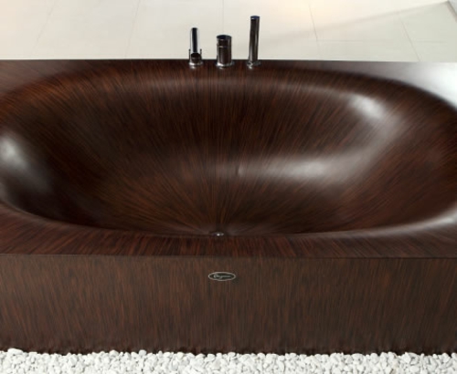 innovative Badewanne aus Holz originell design dunkle oberfläche