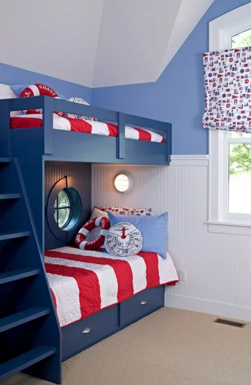 Neues Bett im Schlafzimmer einzelbett marinenstil rot weiß bettwäsche
