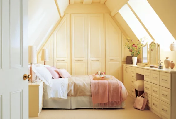coole Ideen fürs Schlafzimmer Design kommode schminktisch bett