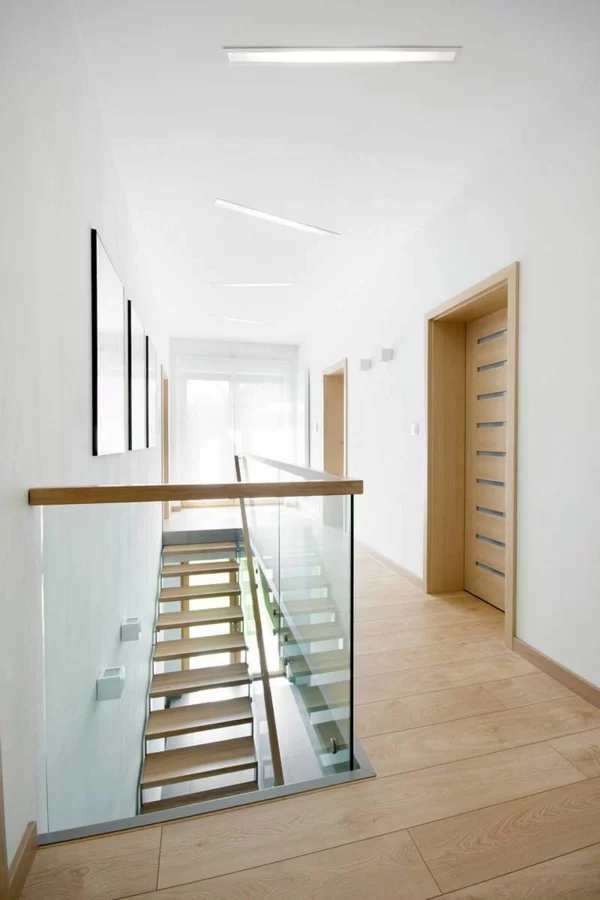 elegantes designer haus minimalistisch im treppenhaus