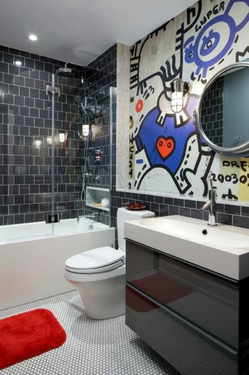 gut designtes Badezimmer fliesen schwarz badewanne duschkabine