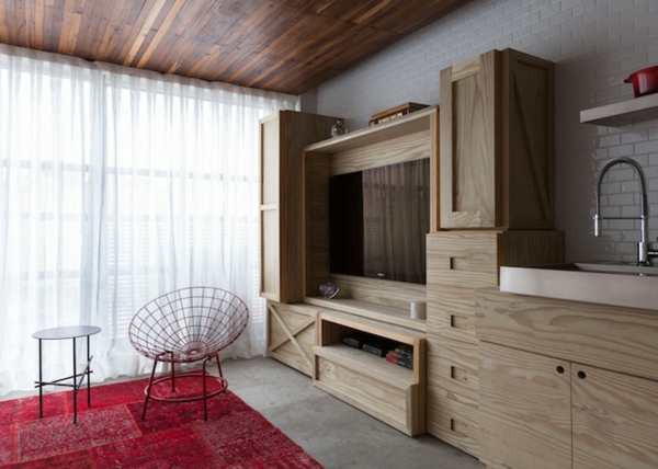 kleines apartment in sao paulo schlichtes mobiliar und kreative stühle