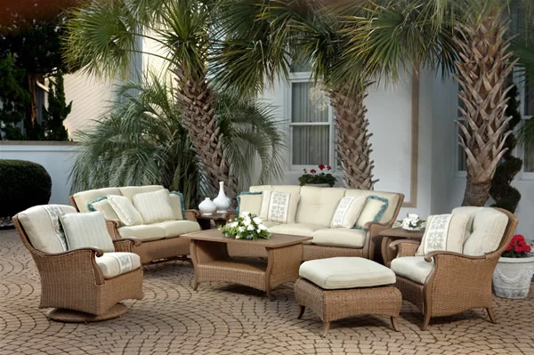 moderne möbel für ihre terrasse geschmeidiges design in caramel und vanille