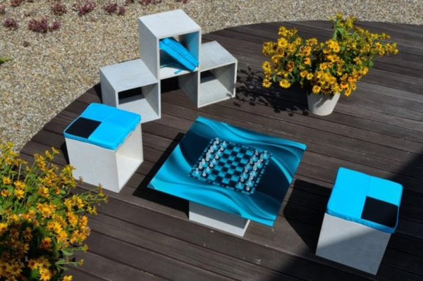 moderne möbel für ihre terrasse wellen muster in neon und dunkel blau