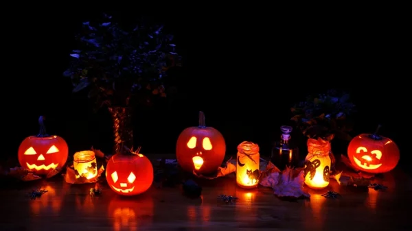 Coole Halloween Deko Ideen kürbisse wohnung fest originell dunkelheit gruselig