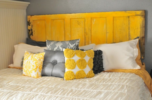 DIY Vintage Kopfteil für Ihr Bett selber machen gelb tür holz