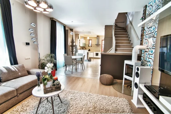  Apartment mit maßgefertigtem Interior Design teppich oval tisch