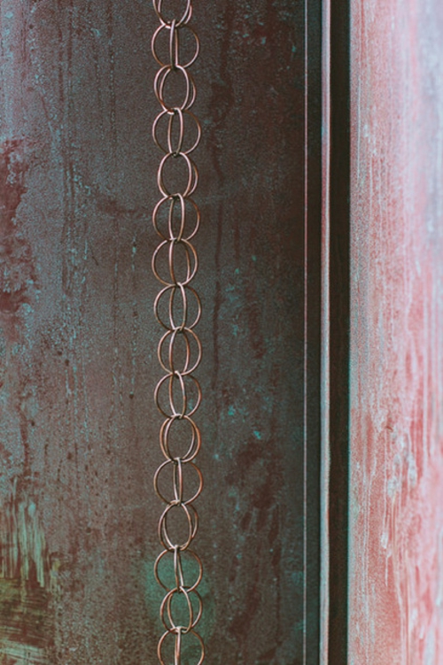 Kupfer in der Architektur fassade edelrost rot farben kette ring