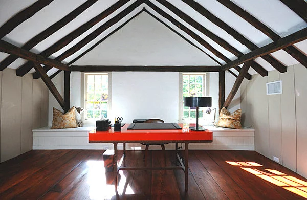 Rote Möbel Designs möglichkeiten ideen dachgeschoss holzbalken