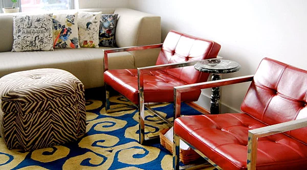 Rote Möbel Designs möglichkeiten ideen leder sessel metall gestell nebentisch