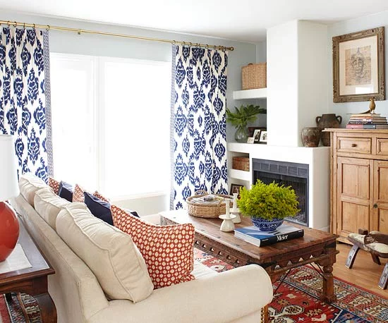Schicke praktische Wohnzimmer Ideen formel gardinen sofa muster tisch