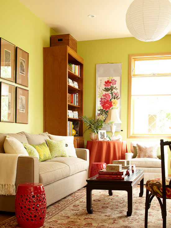 die perfekte farbpalette im wohnzimmer gelbgrün und feuerrot