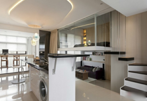 kleines apartment zeigt größe elegante wendeltreppe zum hochbett