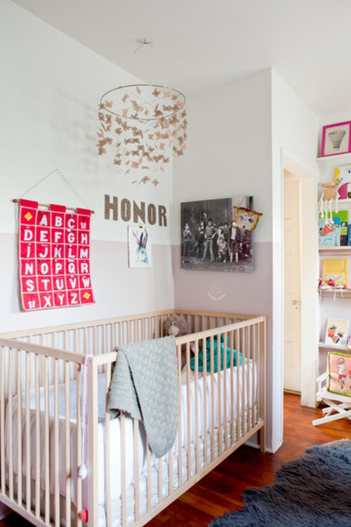 Bunte großartige Wohnungseinrichtung kinderzimmer babybett weiß geländer