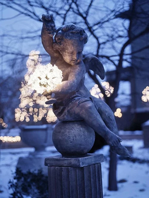  Festliche Gartenbeleuchtung zu Weihnachten statue kristall lichter