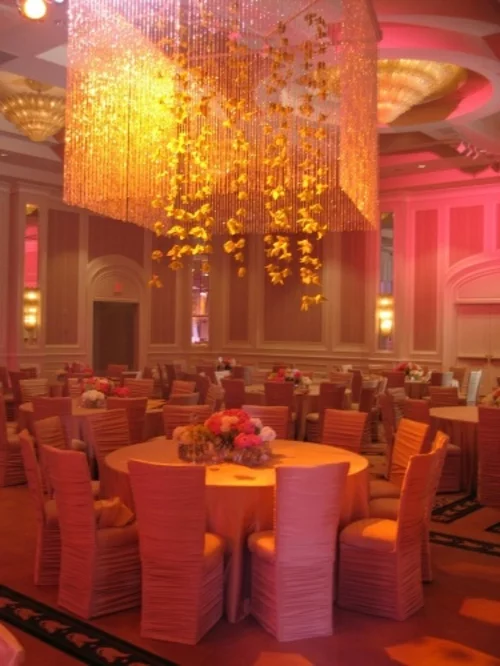 Hochzeitsdekoration selber machen restaurant tischdeko beleuchtungsarten